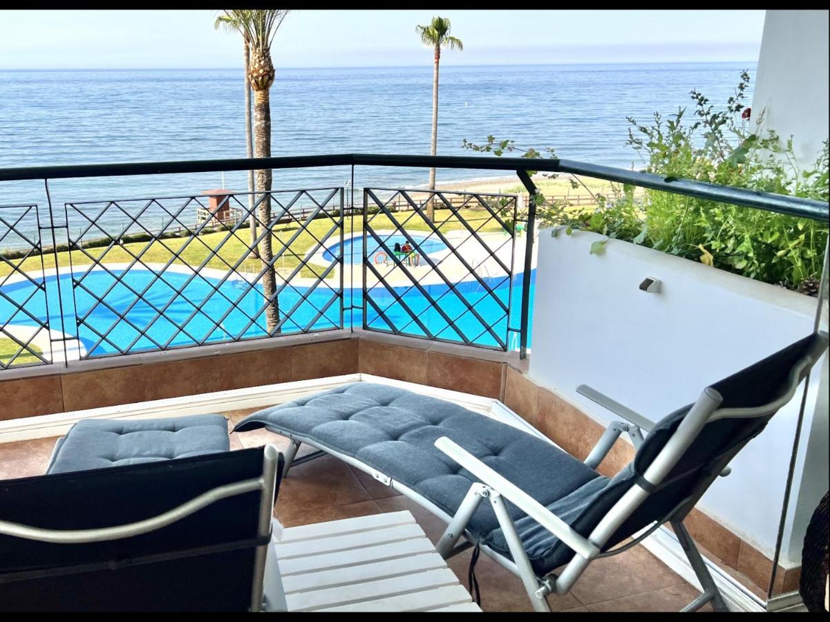 Mi Capricho 170 Beachfront Apartment Sitio de Calahonda Exteriör bild