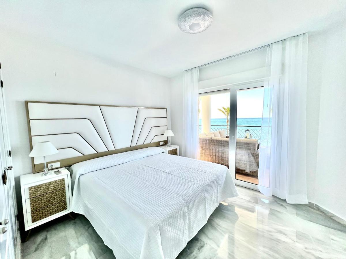 Mi Capricho 170 Beachfront Apartment Sitio de Calahonda Exteriör bild