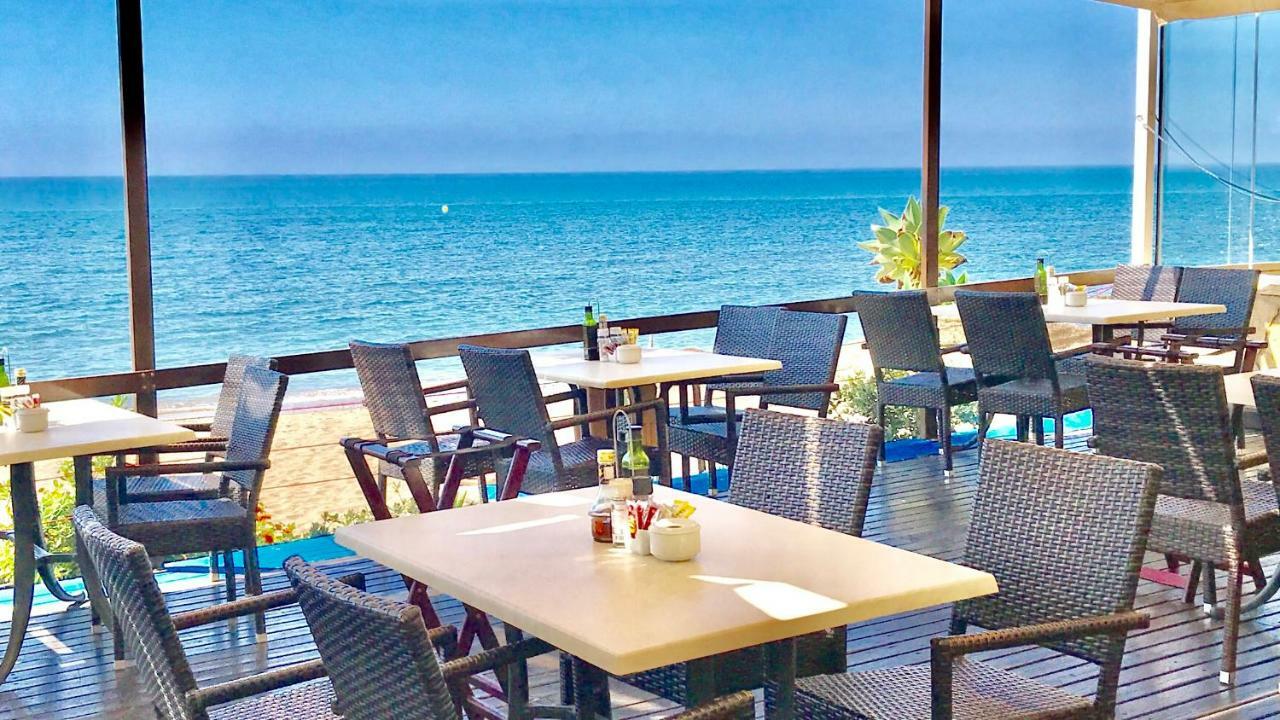 Mi Capricho 170 Beachfront Apartment Sitio de Calahonda Exteriör bild