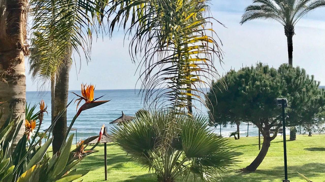 Mi Capricho 170 Beachfront Apartment Sitio de Calahonda Exteriör bild